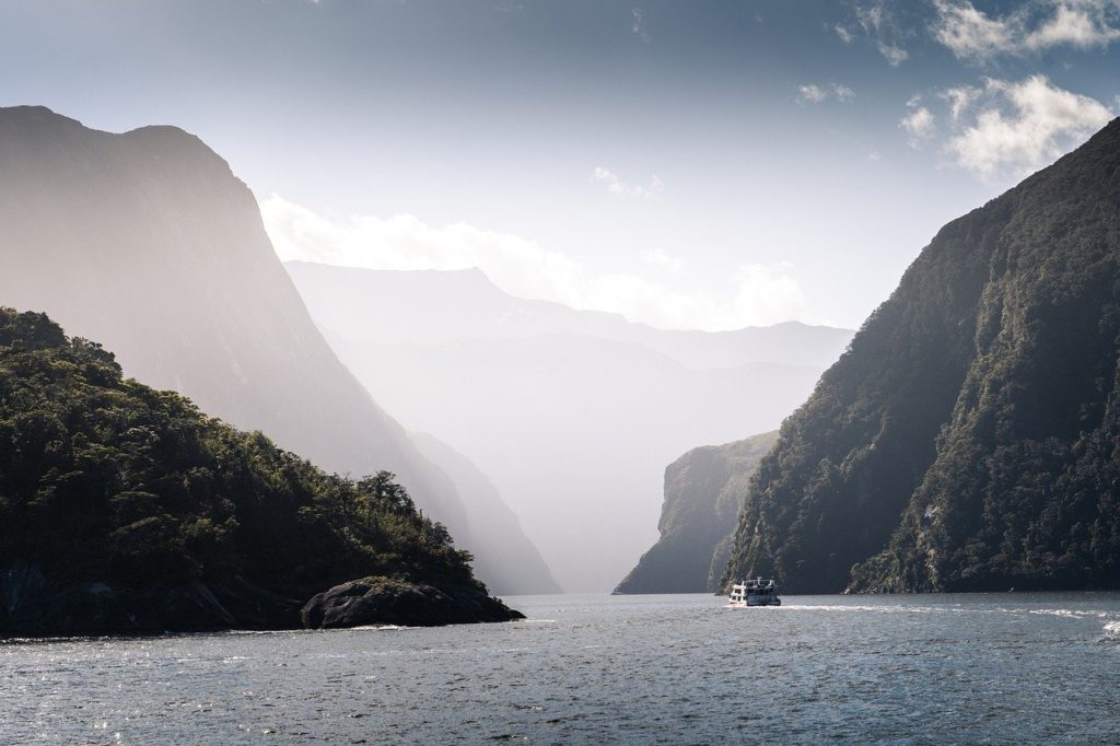 fiordland, ferry, fiord-5213711.jpg